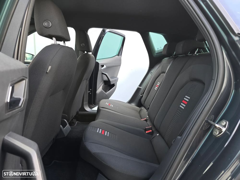 SEAT Arona 1.0 TSI FR - 37