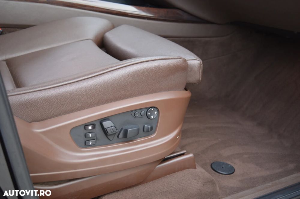 BMW X5 xDrive30d - 28