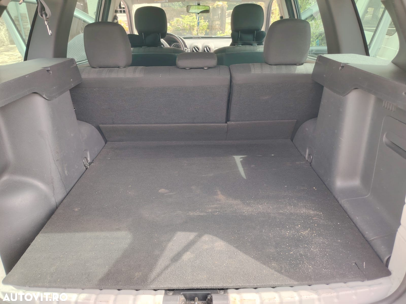 Dacia Duster 1.5 dCi 4x4 Ambiance - 8