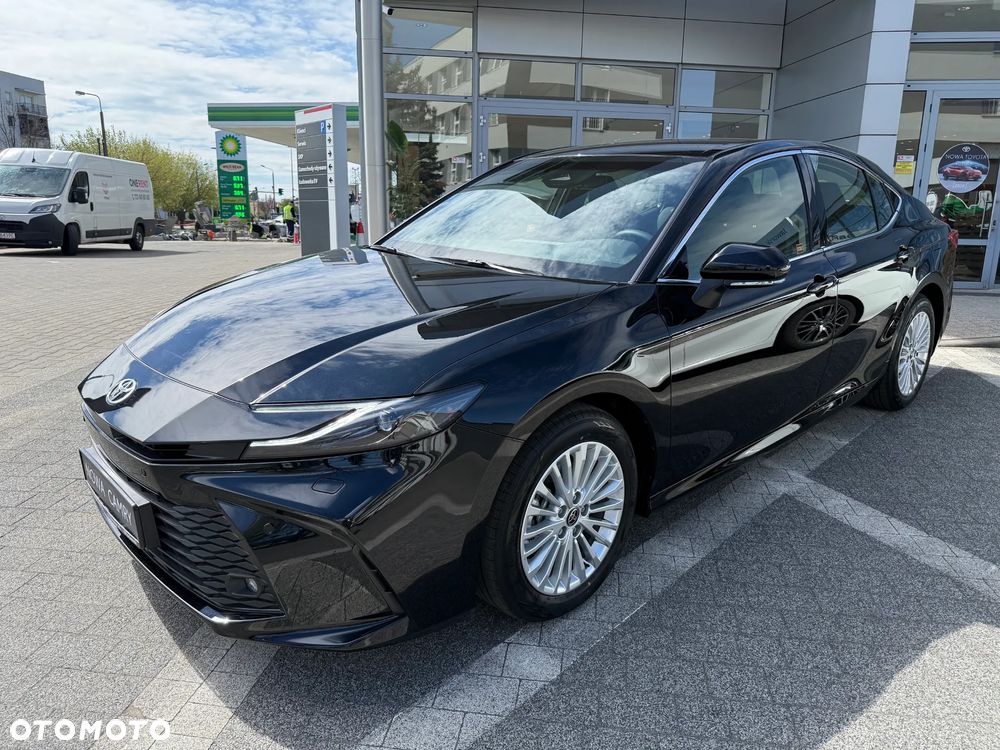 Toyota Camry 2.5 Hybrid Dynamic Force Comfort e-CVT - 1