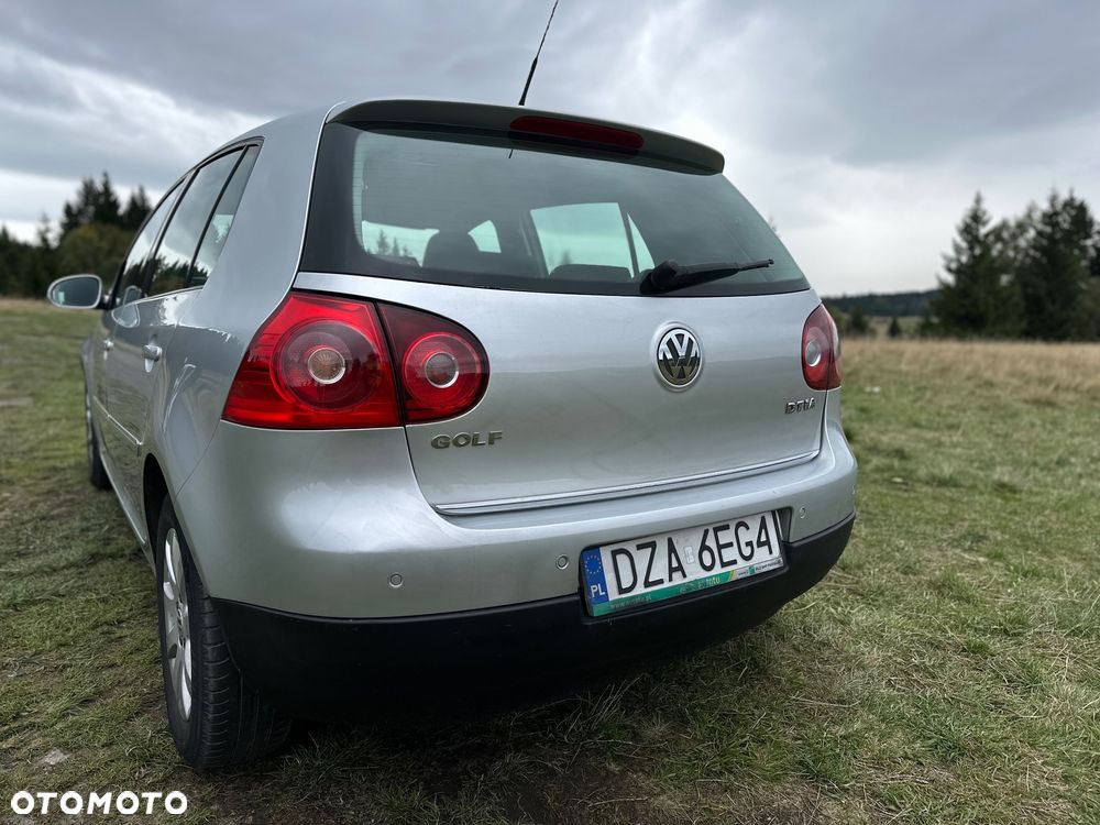 Volkswagen Golf V 1.9 TDI Comfortline - 6