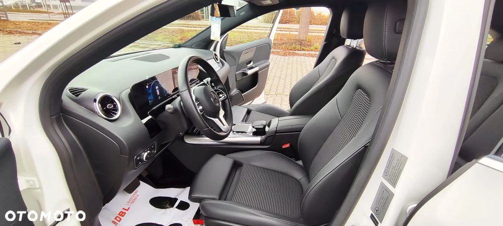 Mercedes-Benz GLA 200 Business Edition - 31