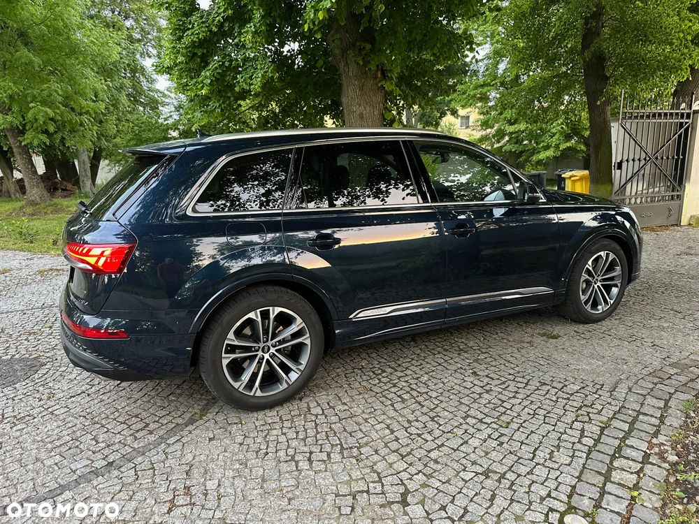 Audi Q7 - 7