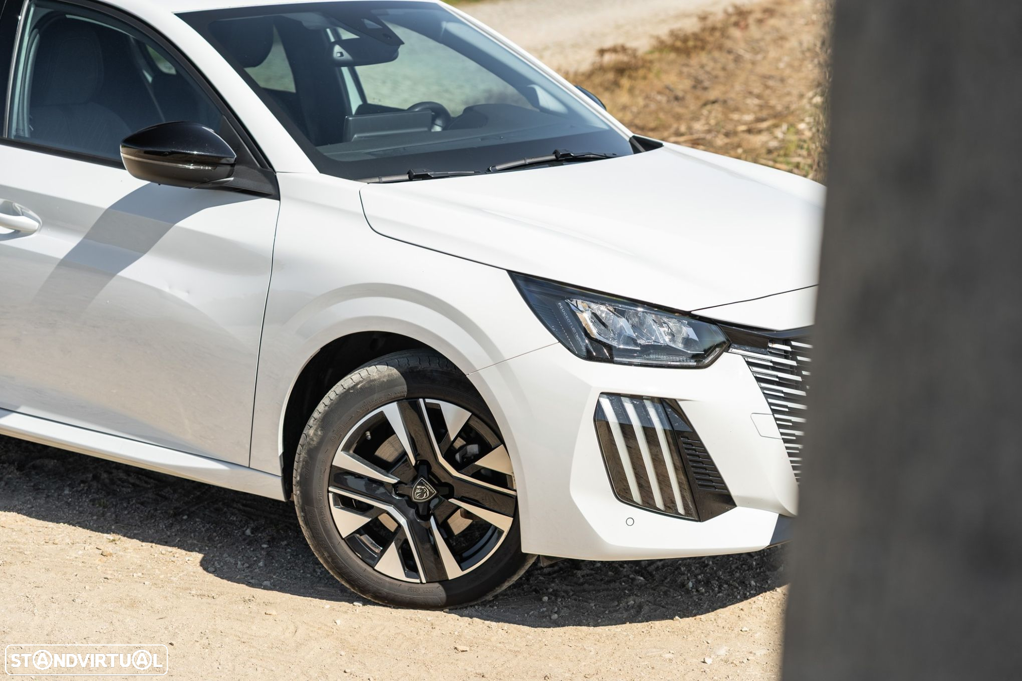 Peugeot 208 1.2 Hybrid Allure e-DCS6 - 10