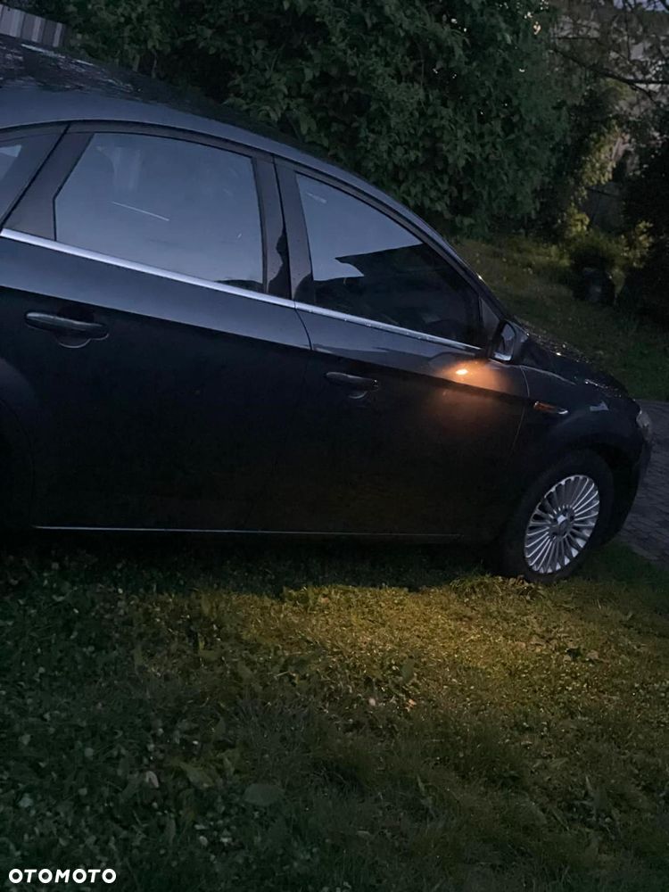 Ford Mondeo 1.8 TDCi Titanium - 3