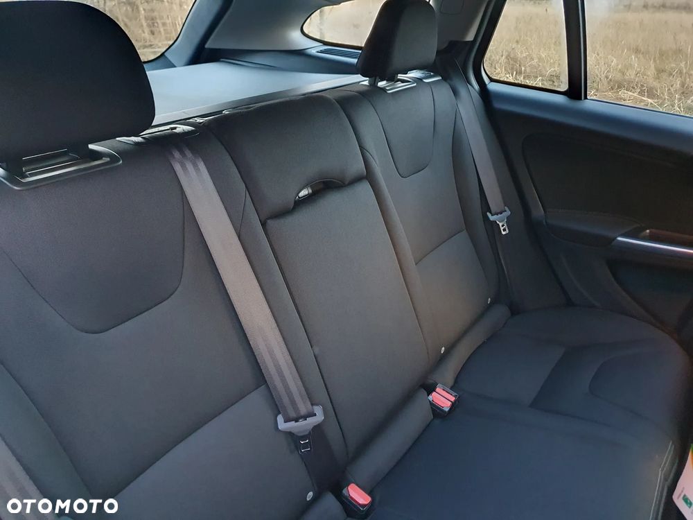 Volvo V60 - 13