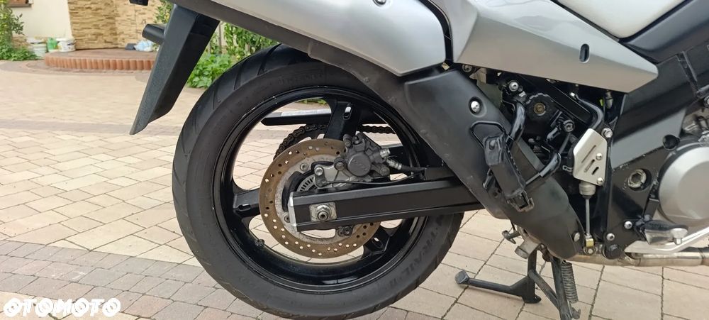 Suzuki V-STROM - 26