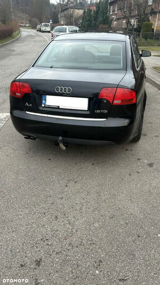 Audi A4 Limousine - 7