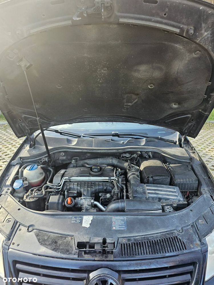 Volkswagen Passat 2.0 TDI Comfortline - 13