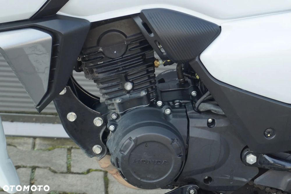 Honda CB - 18