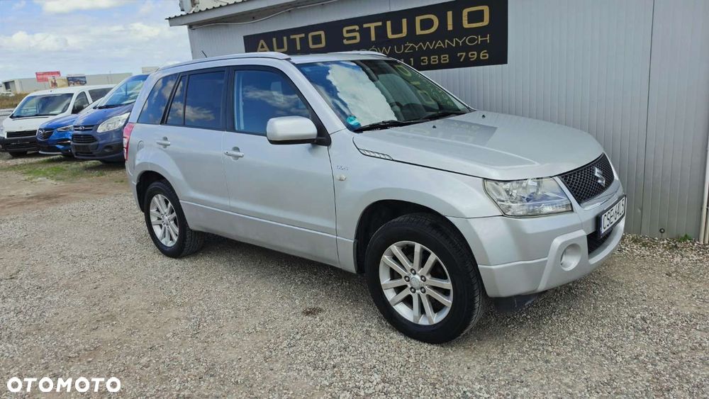Suzuki Grand Vitara - 2