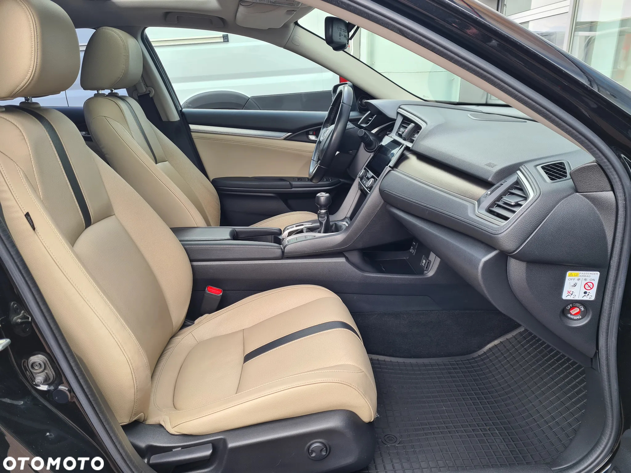 Honda Civic 1.5 T Executive - 16