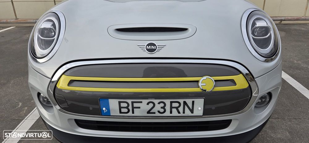 MINI 3 Portas Cooper SE Classic - 2