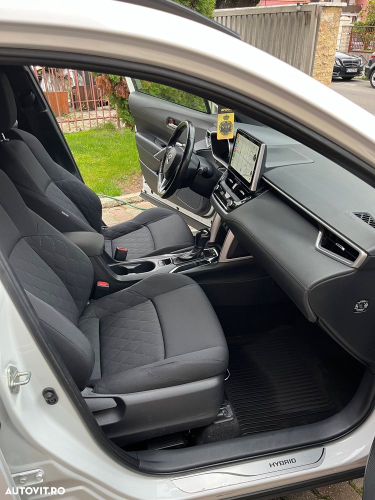 Toyota Corolla Cross Hybrid 2.0 VVT-i Lounge - 11