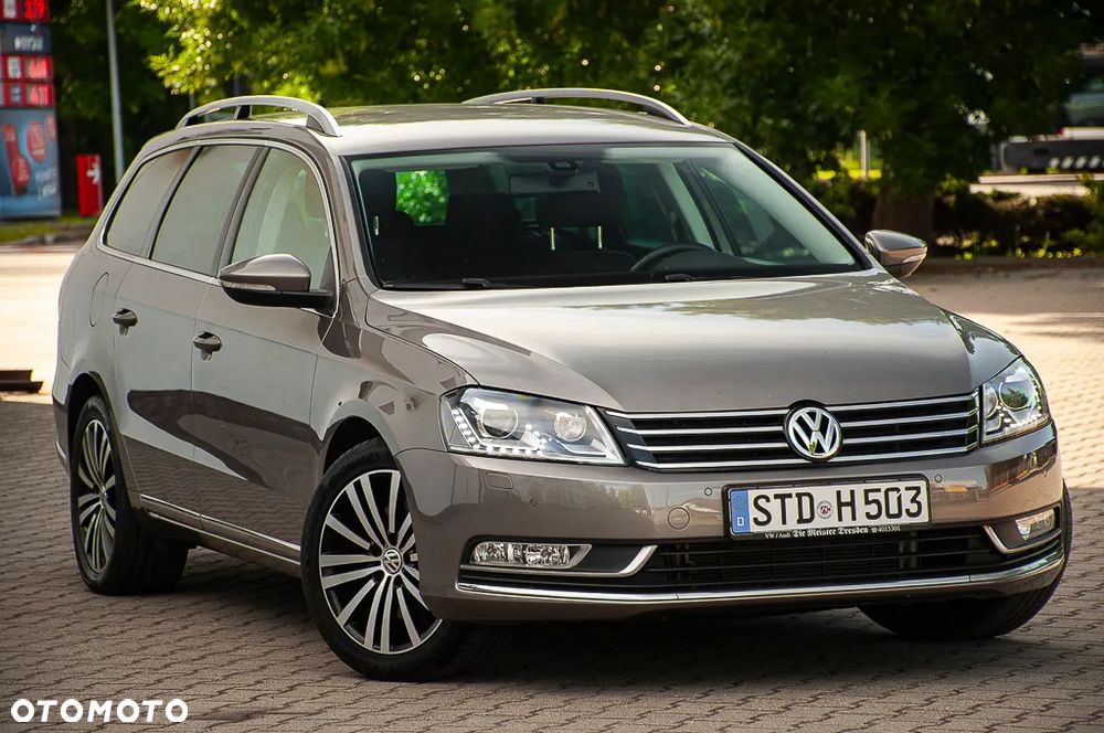Volkswagen Passat 1.8 TSI Exclusive - 1