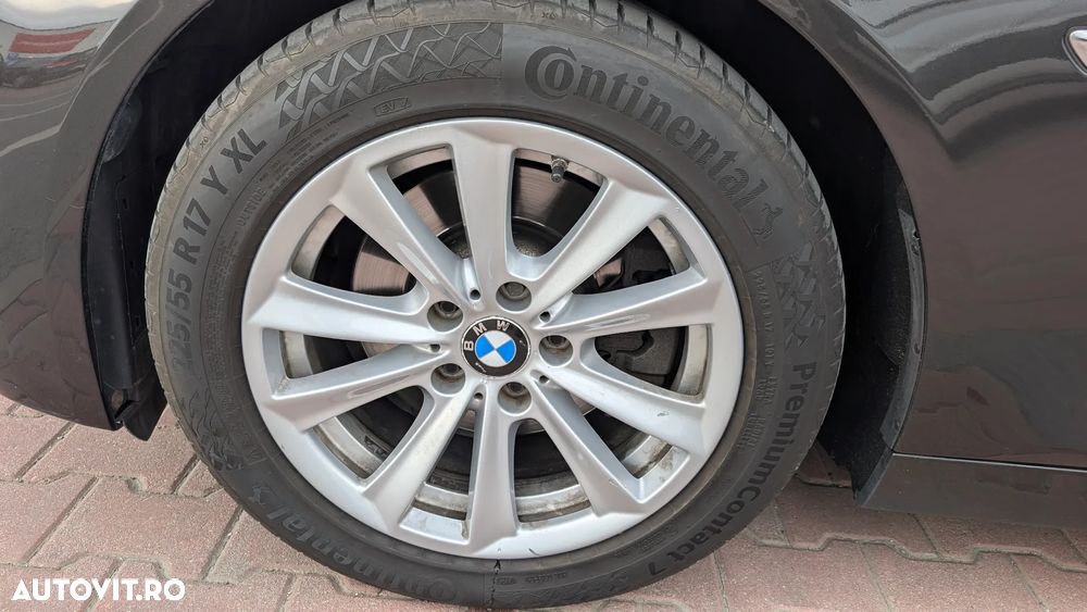 BMW Seria 5 520d AT - 11
