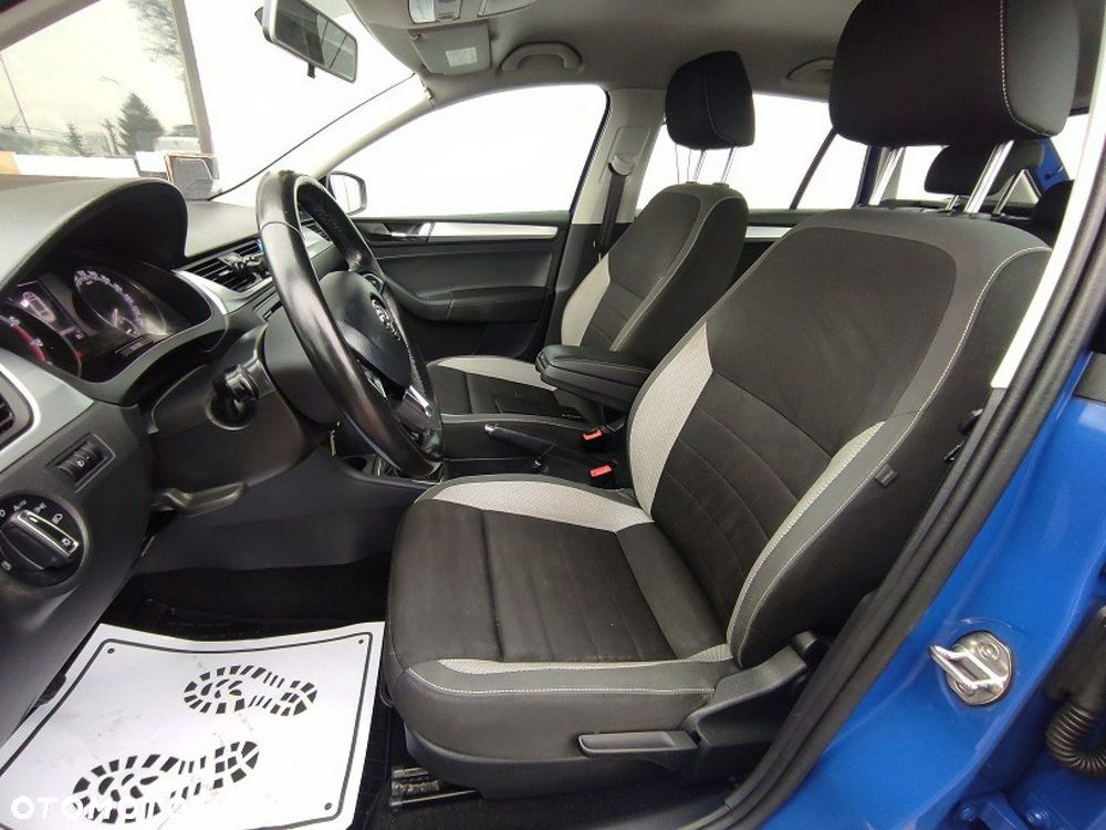 Skoda RAPID - 10