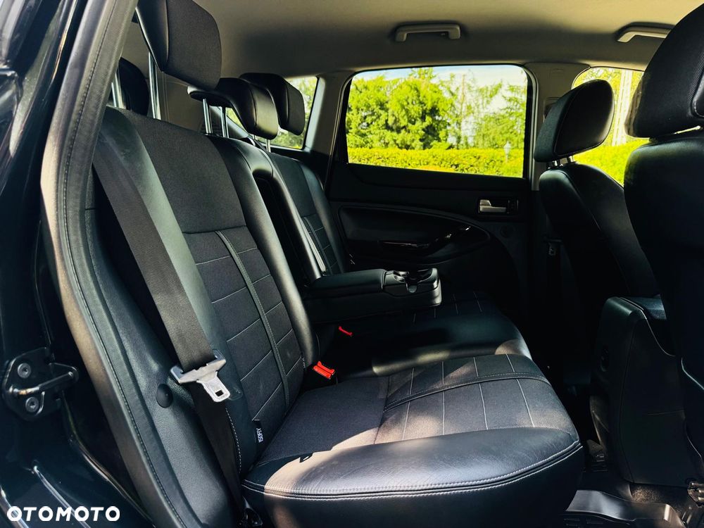 Ford Kuga 2.0 TDCi 4x4 Titanium - 3