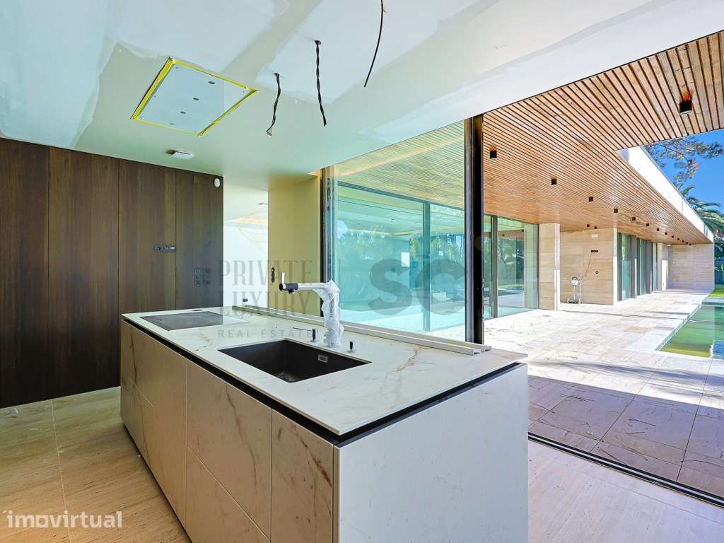 Moradia de Luxo T5 Verdizela Terreno com 1050 m2 e 4 Suites - Grande imagem: 4/57
