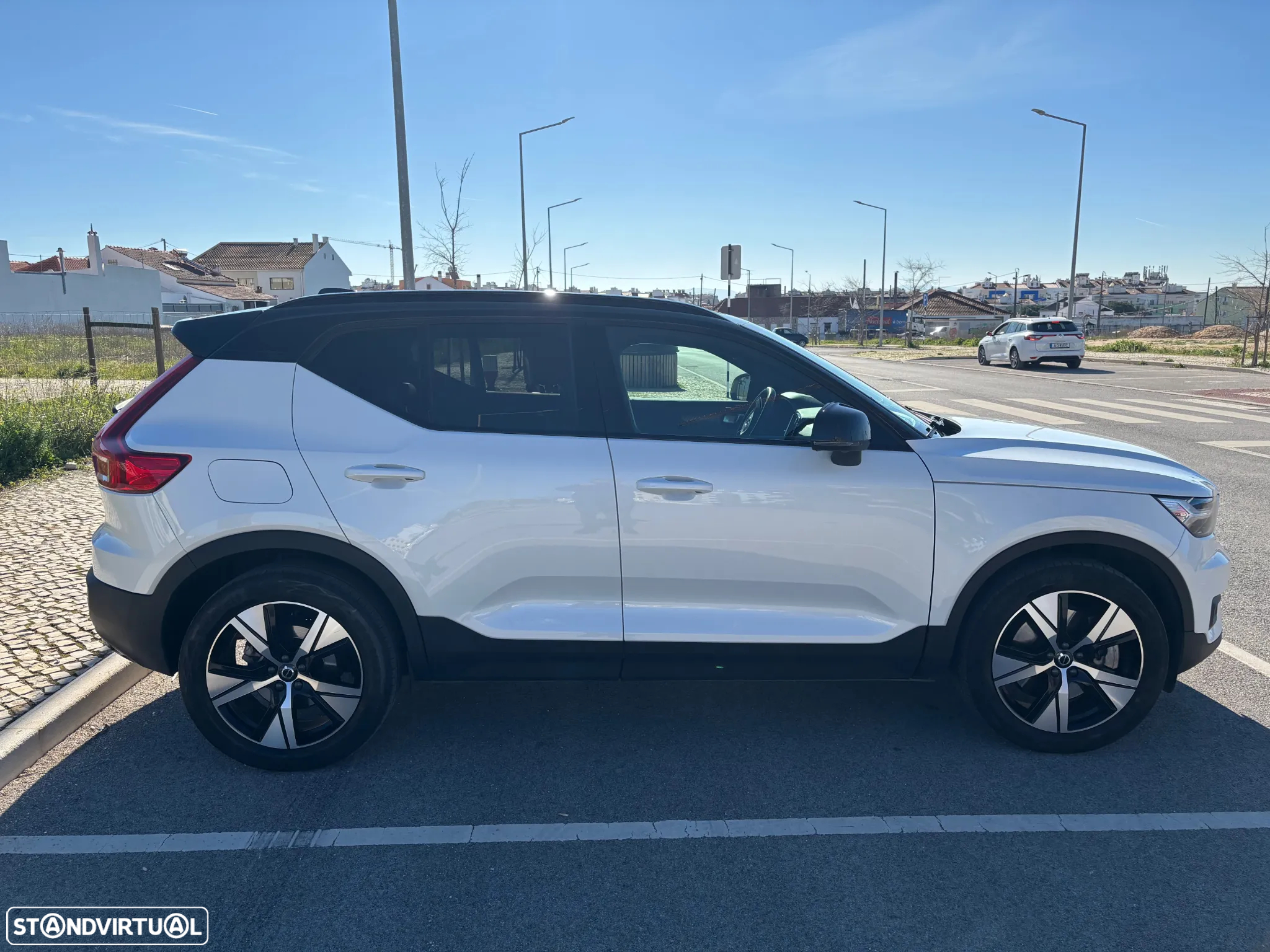 Volvo XC 40 1.5 T4 PHEV R-Design - 4