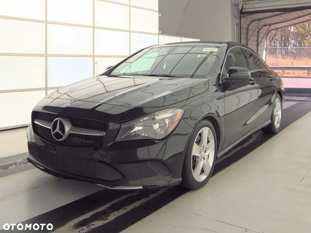 Mercedes-Benz CLA - 5