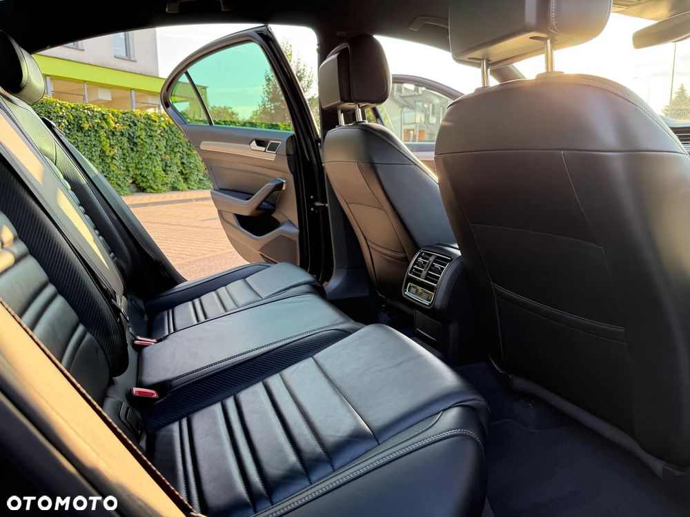 Volkswagen Passat 1.8 TSI BMT Highline DSG - 22