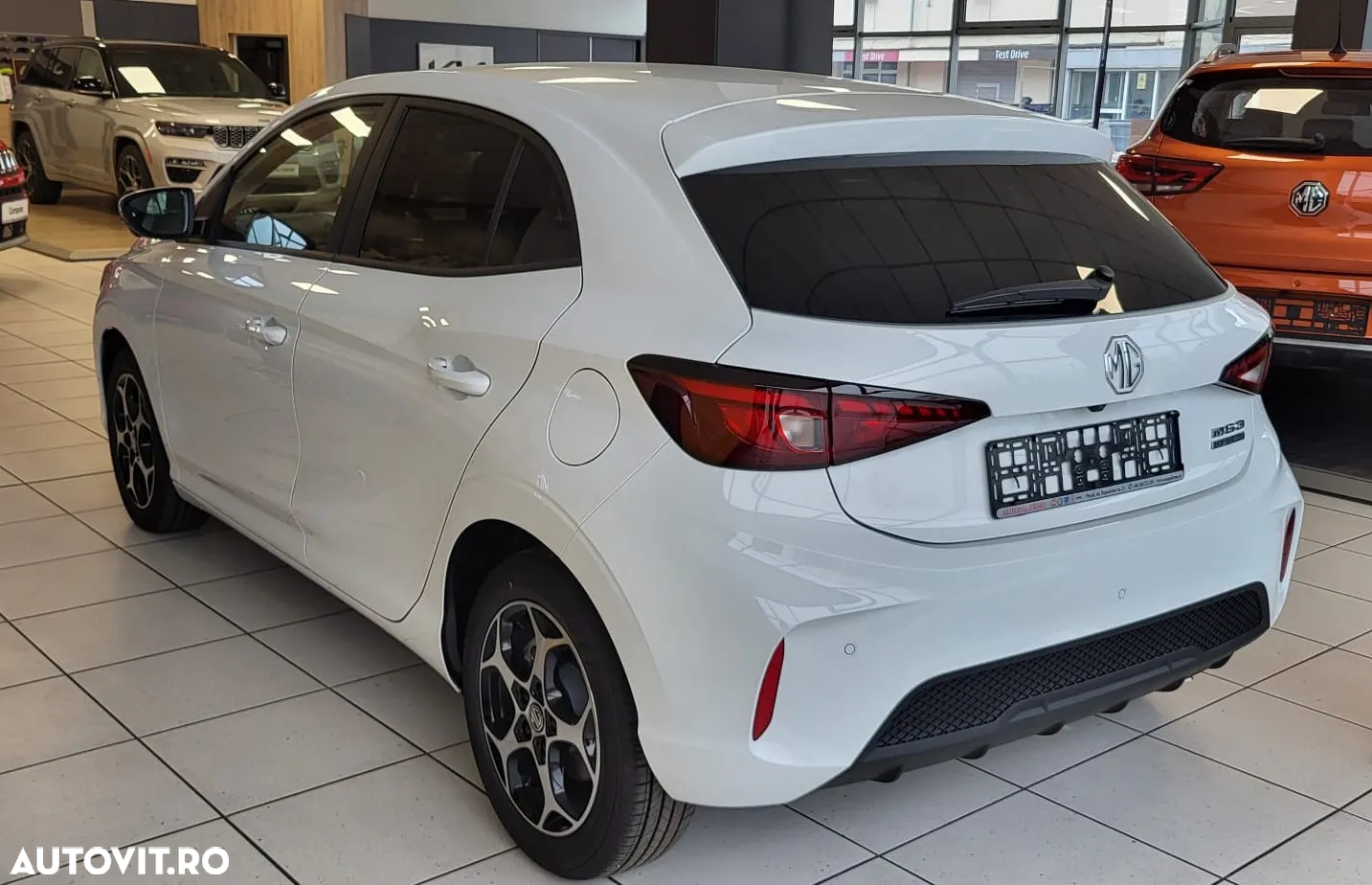 MG MG3 1.5 T GDI HEV Exclusive - 10