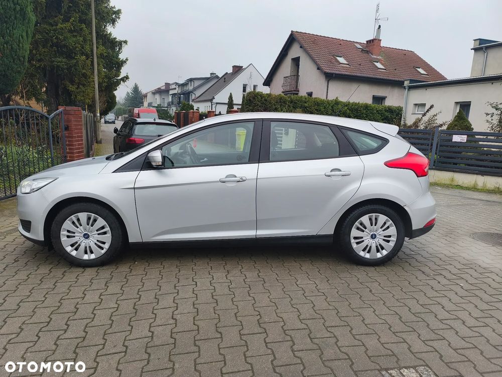 Ford Focus - 1