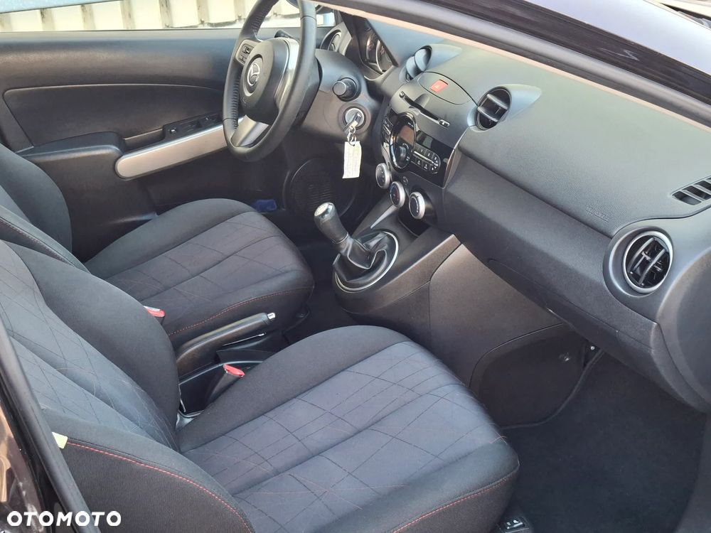 Mazda 2 - 20