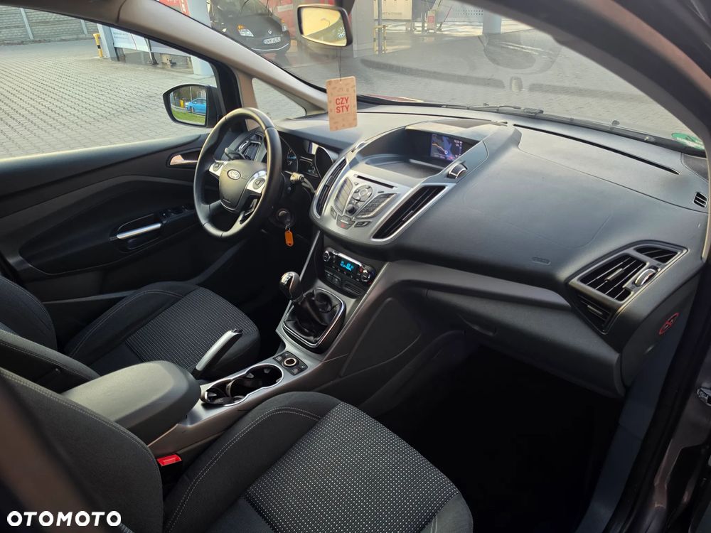 Ford Grand C-MAX 1.6 Titanium - 20