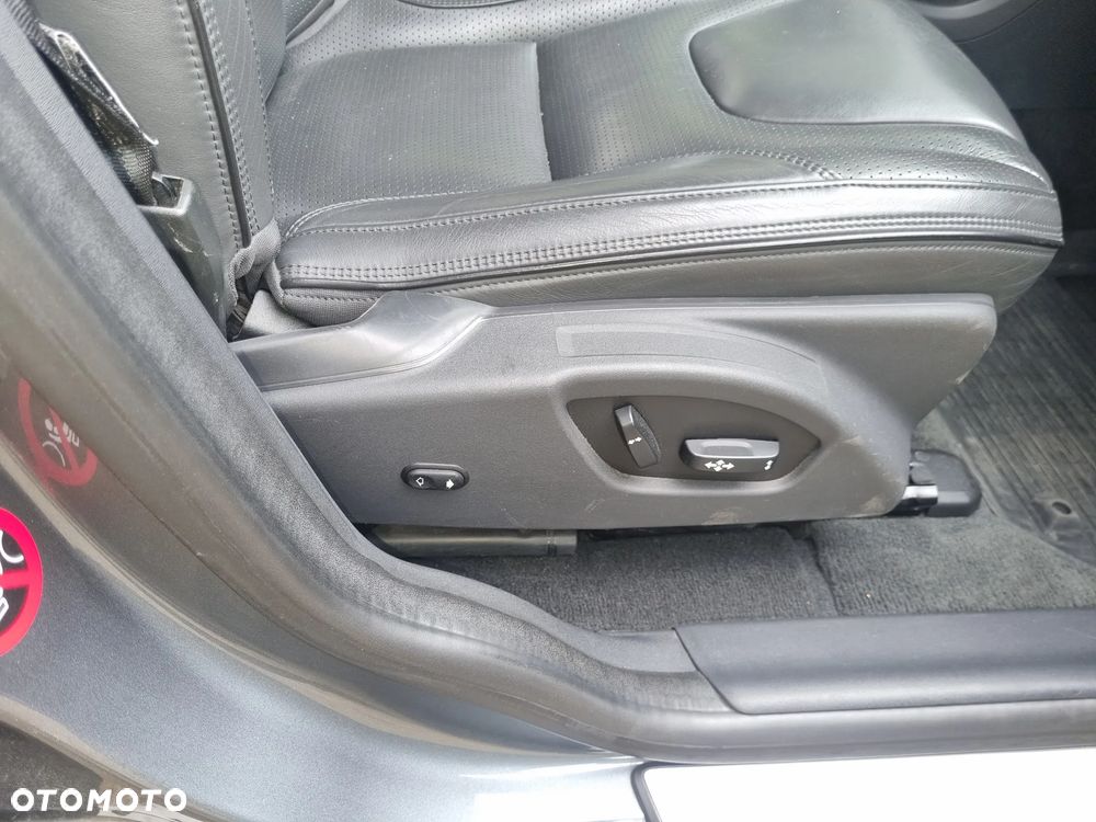 Volvo XC 60 D5 AWD Summum - 24