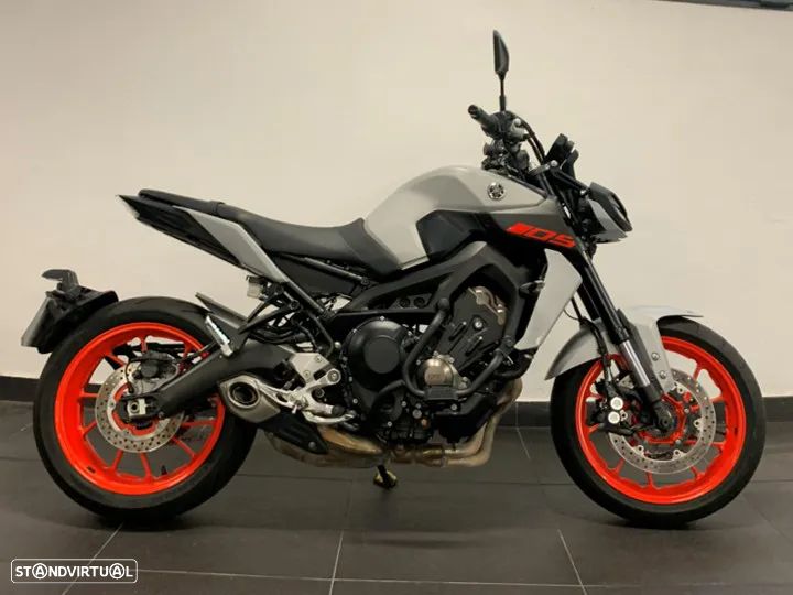 Yamaha MT-09 - 5