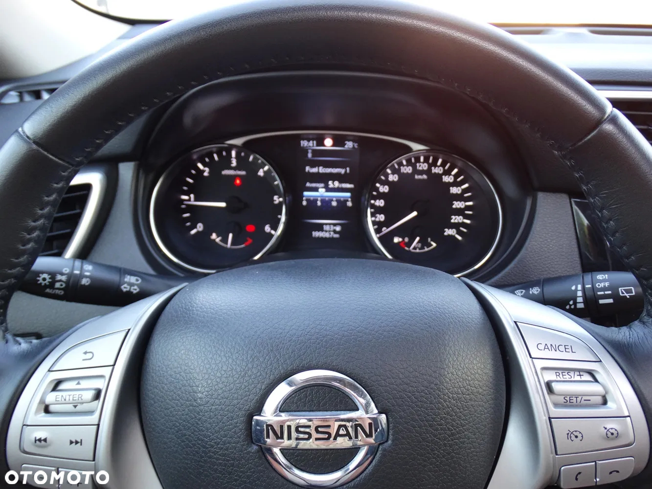 Nissan X-Trail 1.6 dCi ALL-MODE 4x4i N-Connecta - 19