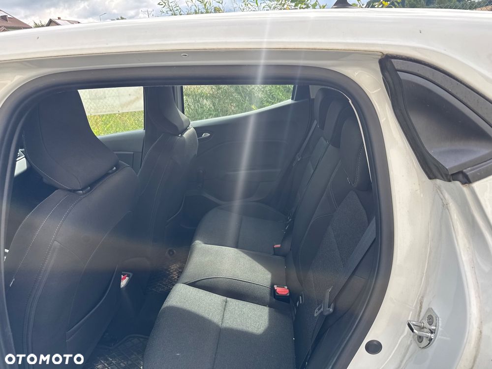 Renault Clio E-TECH 140 BUSINESS EDITION - 8