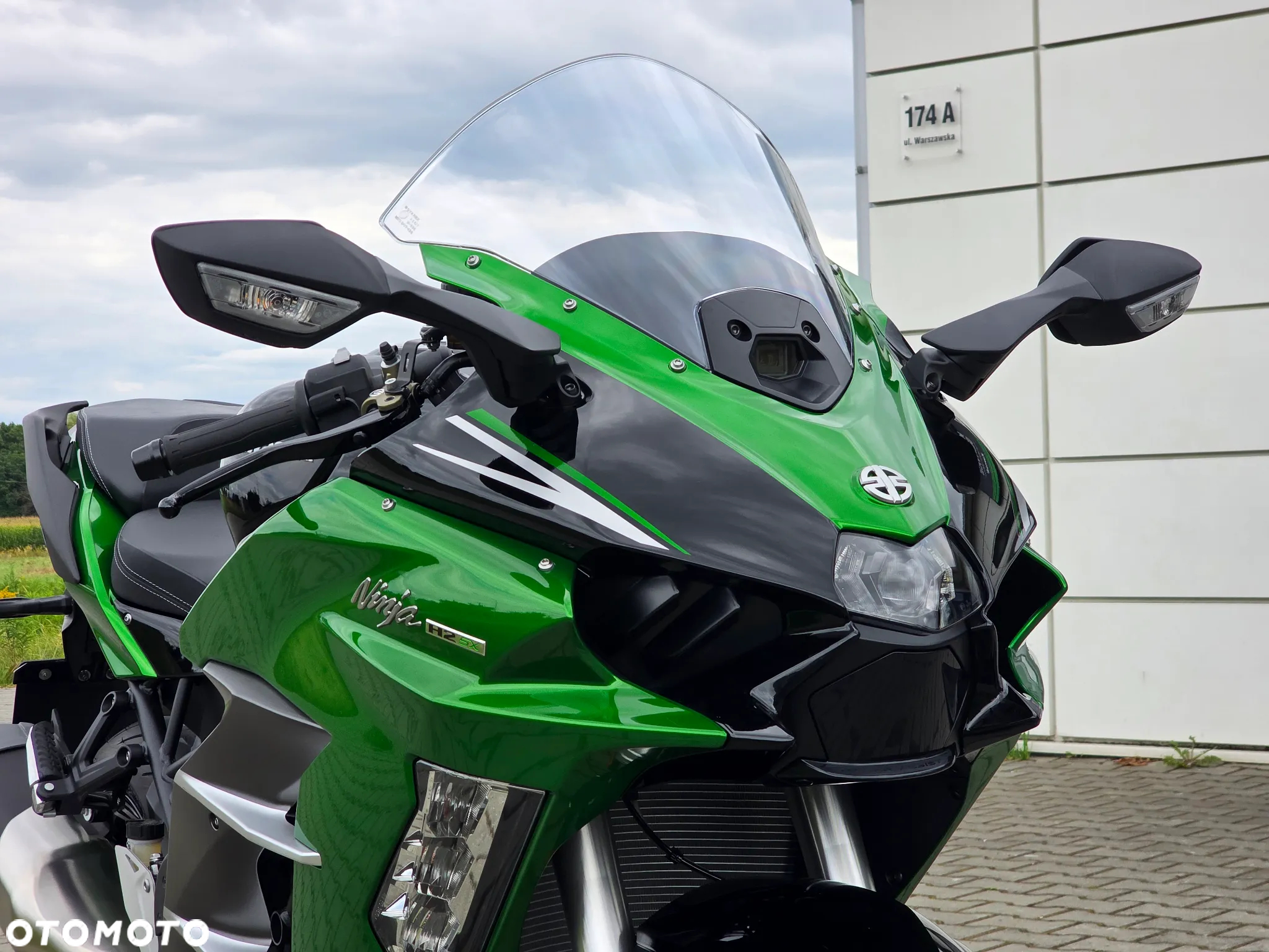 Kawasaki Ninja H2 SX - 6