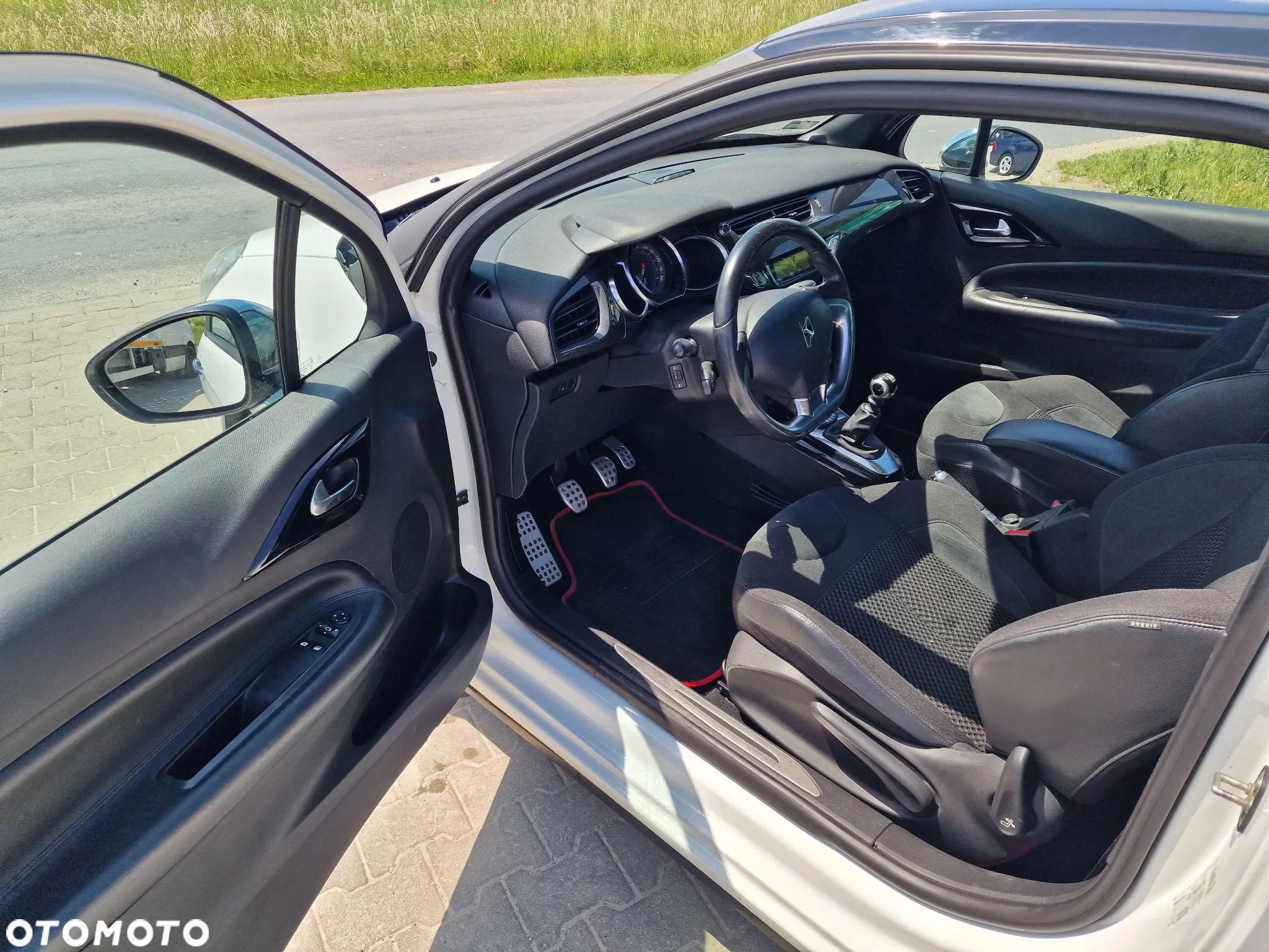 Citroën DS3 1.6 THP SportChic - 14