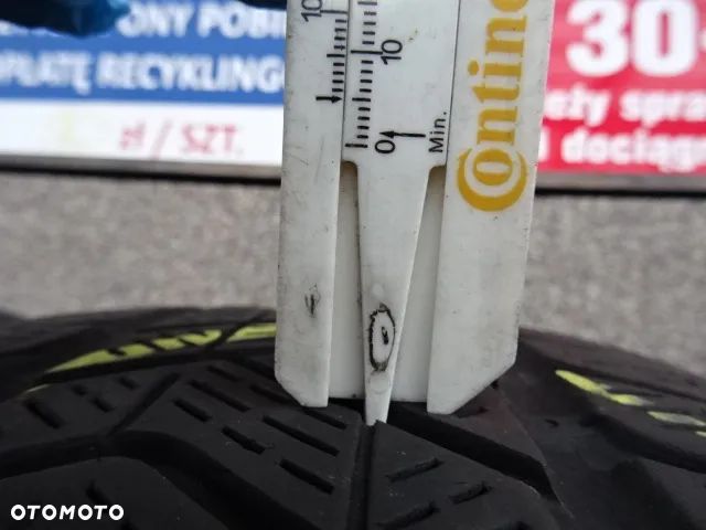 215/65/R17 99H PIRELLI WINTER SCORPION TM - 9