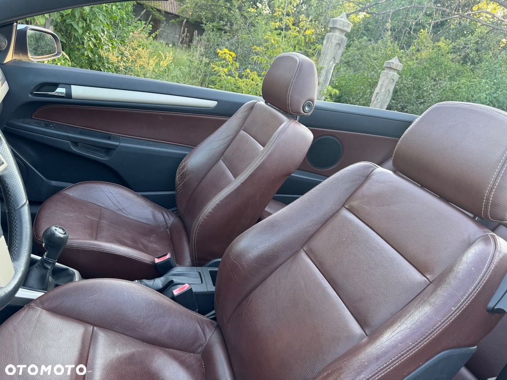 Opel Astra 1.8 Innovation 110 Jahre - 19