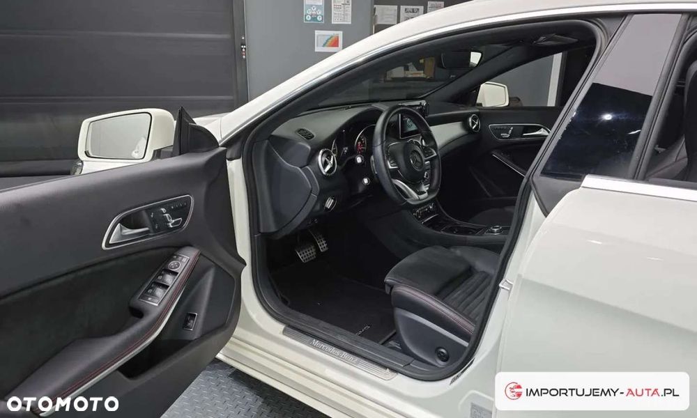 Mercedes-Benz CLA - 34