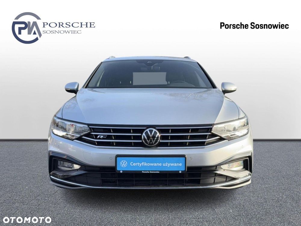 Volkswagen Passat - 8