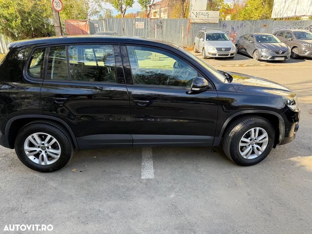 Volkswagen Tiguan - 2