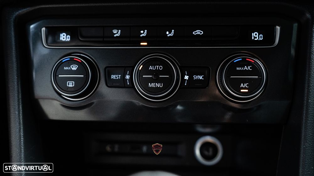 VW Tiguan 1.6 TDI Confortline - 24