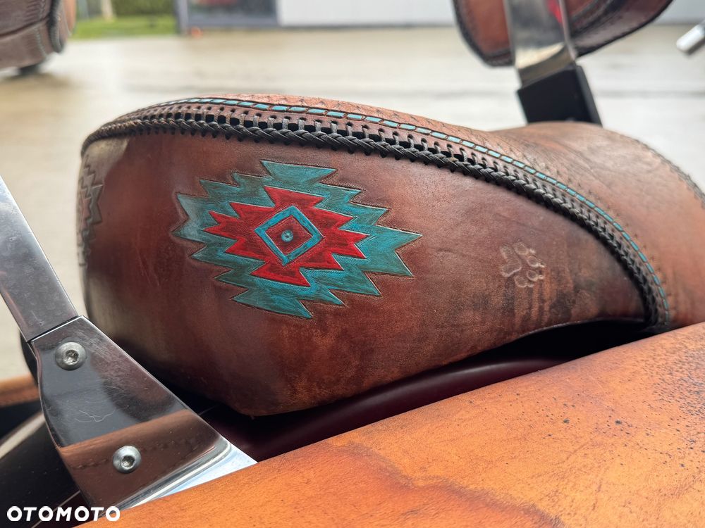 Suzuki Intruder - 38