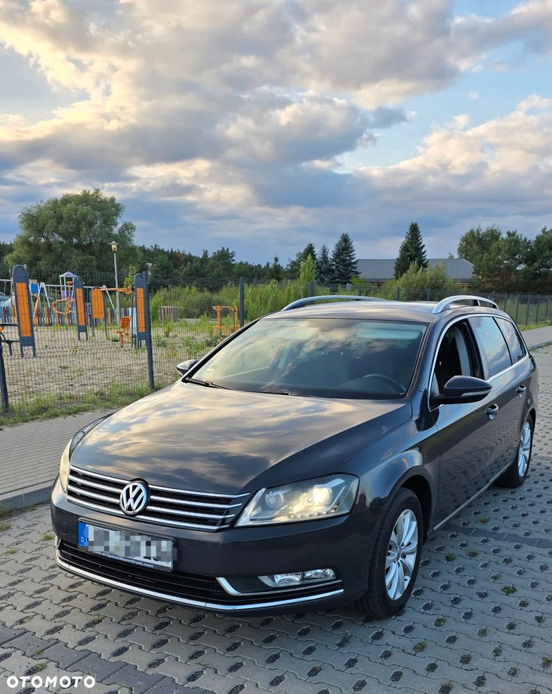 Volkswagen Passat - 31