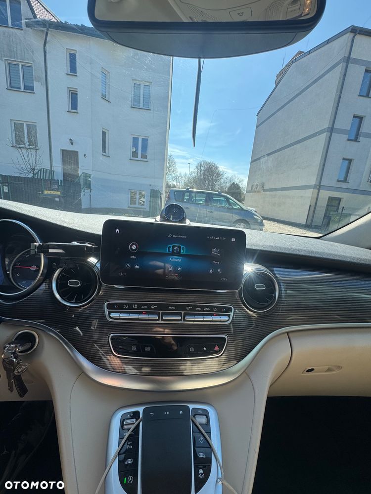 Mercedes-Benz Klasa V 300 d 4-Matic Avantgarde 9G-Tronic (d³ugi) - 8