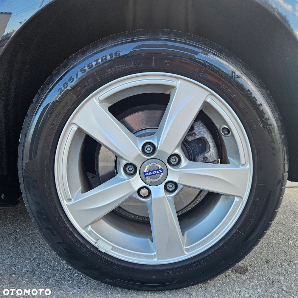 Volvo V40 T2 - 23