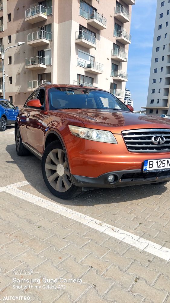 Infiniti FX 35 - 13