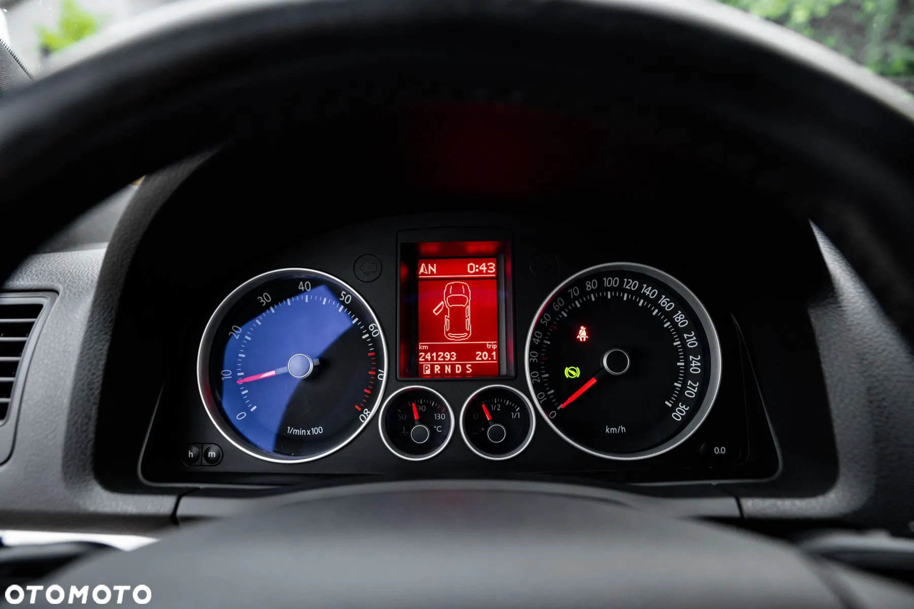 Volkswagen Golf 2.0 GTI DSG - 33