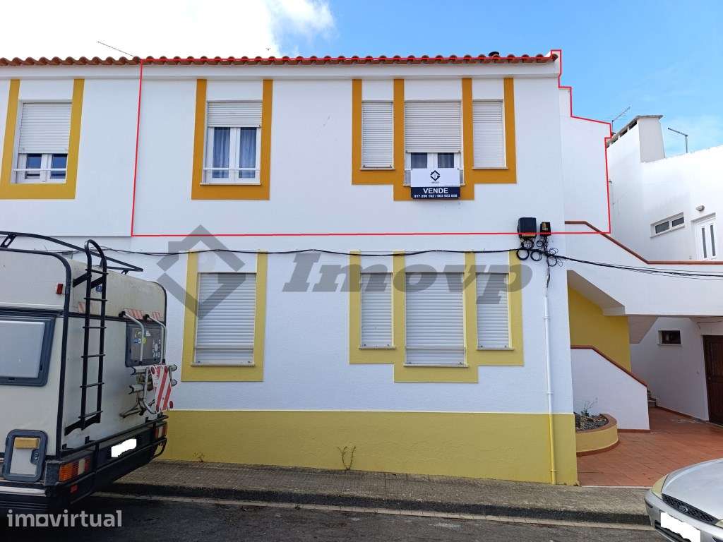 Andar de Moradia de características T2 na Vila de Castro Verde - Grande imagem: 2/20