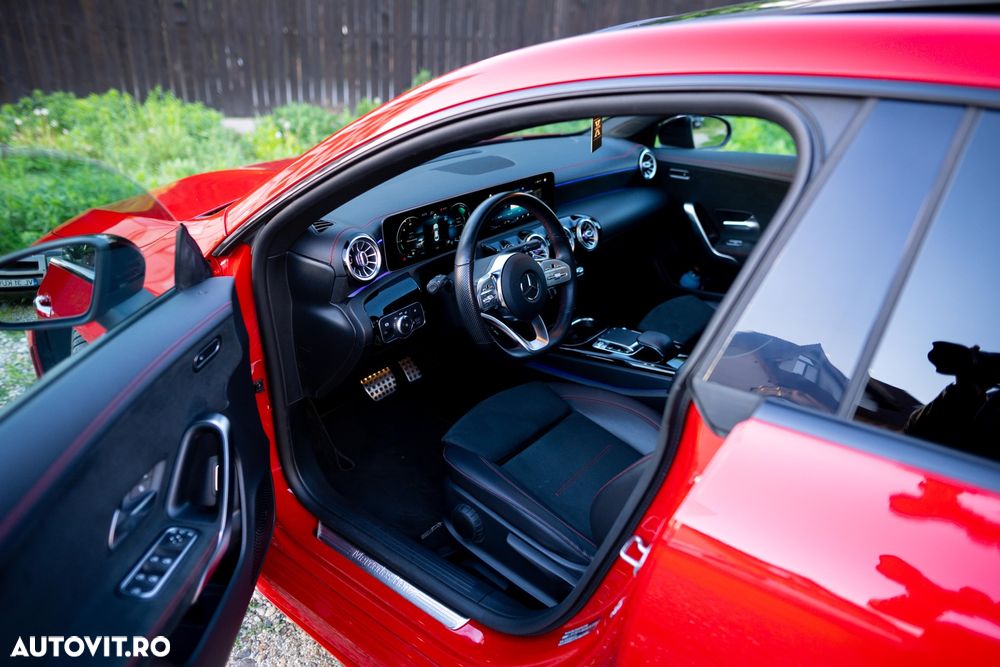 Mercedes-Benz CLA 250 4Matic 7G-DCT AMG Line - 9